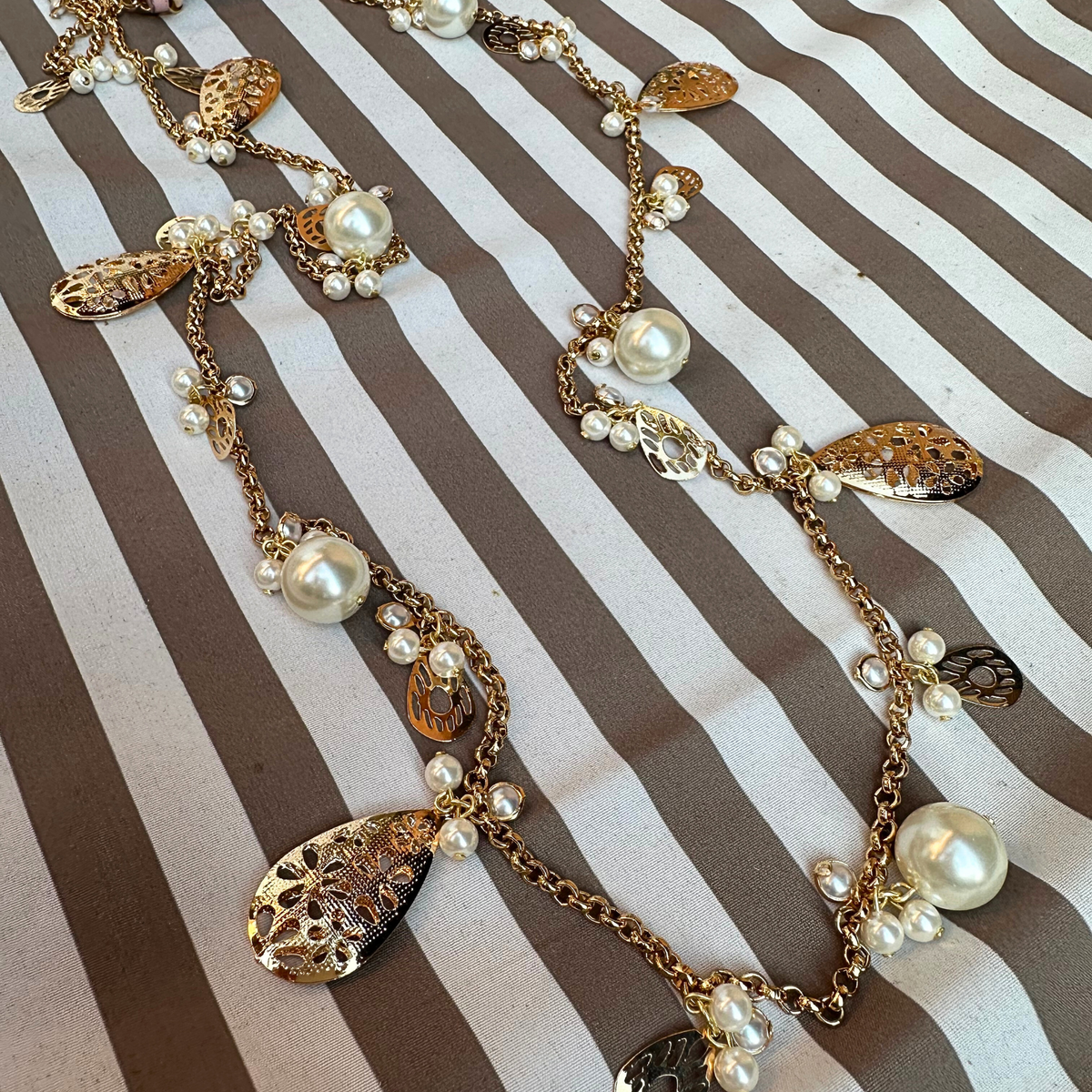 Corrente Celular Gota