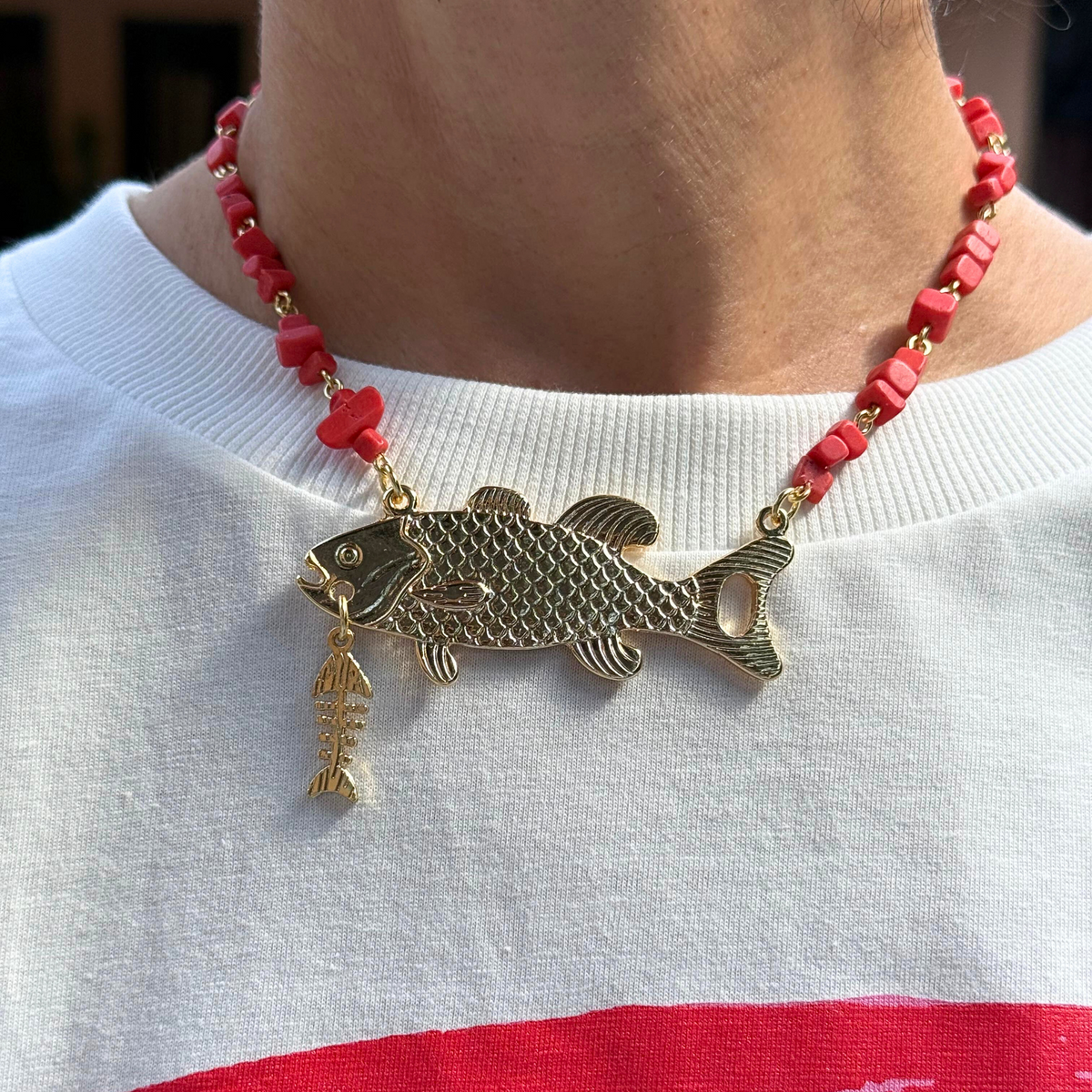 Colar Carpa Coral