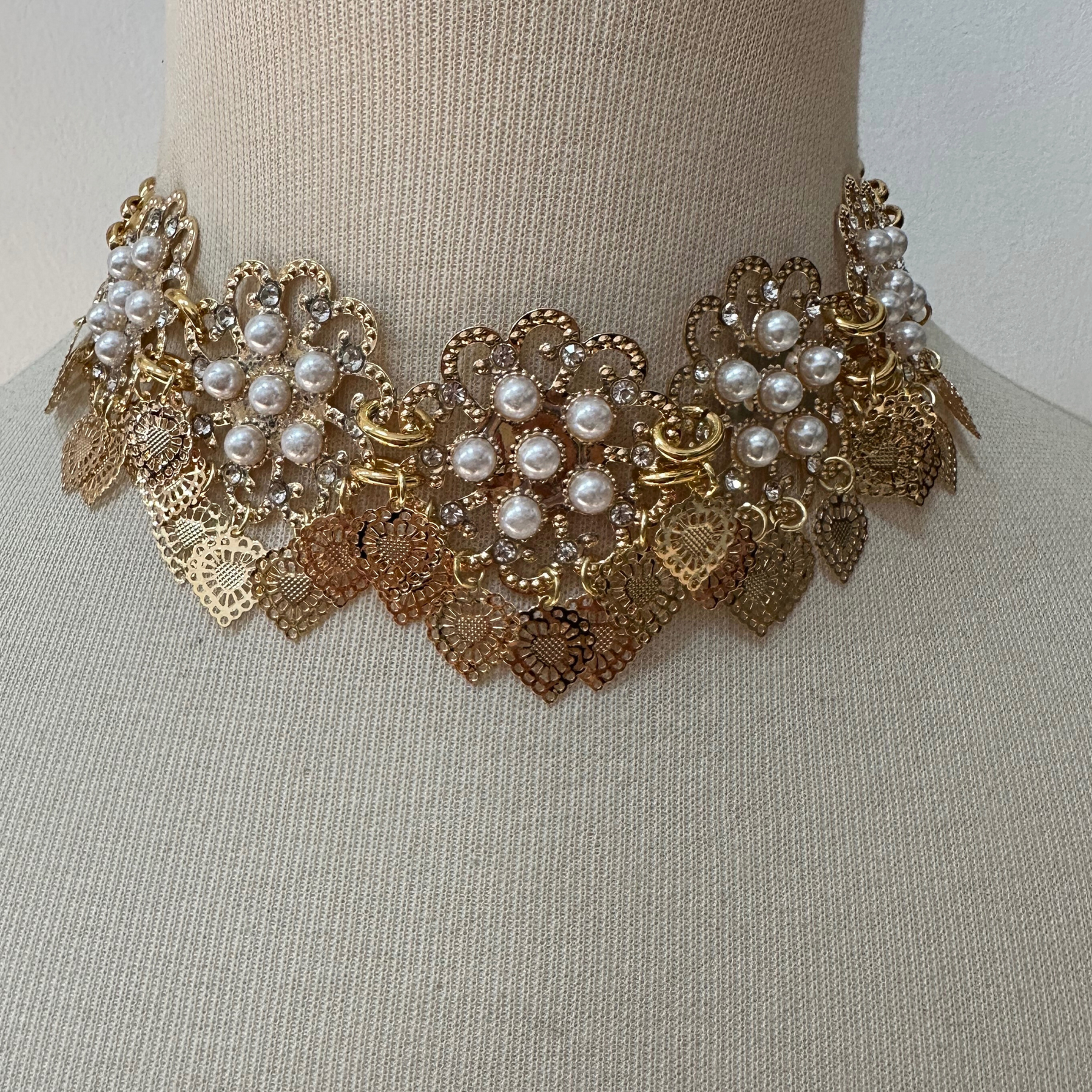 Choker Flores de Pérola