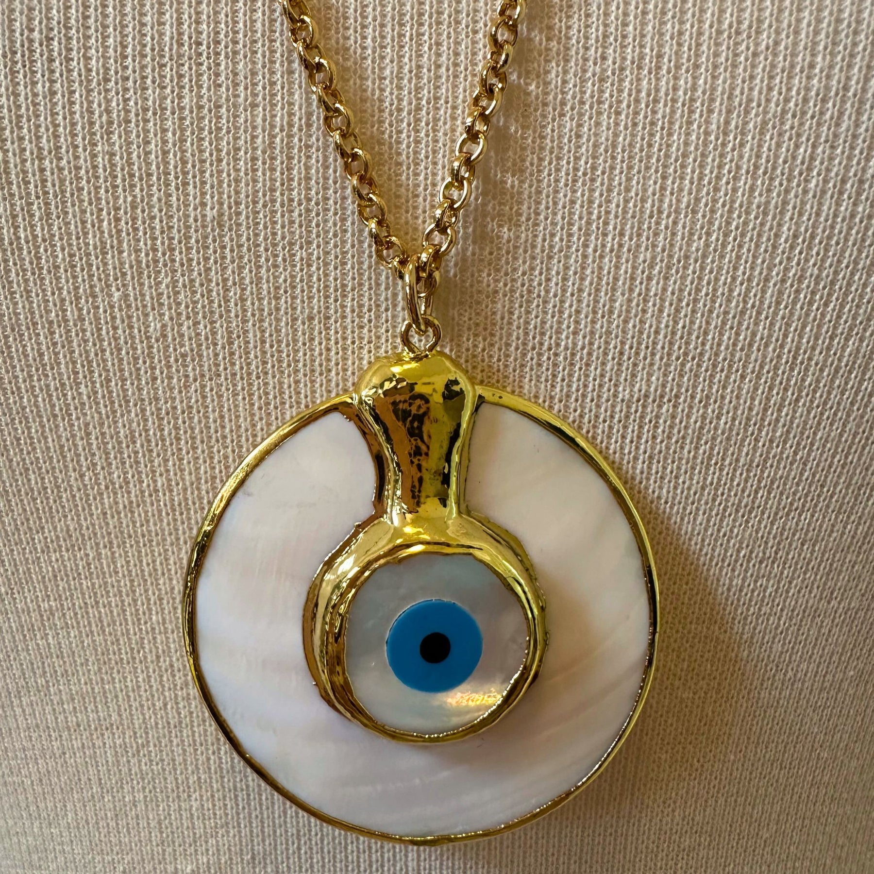 Colar Olho Madre Pérola