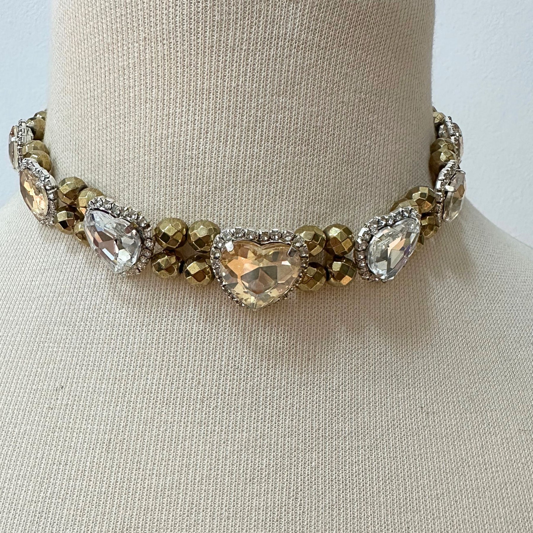 Choker Corações Âmbar