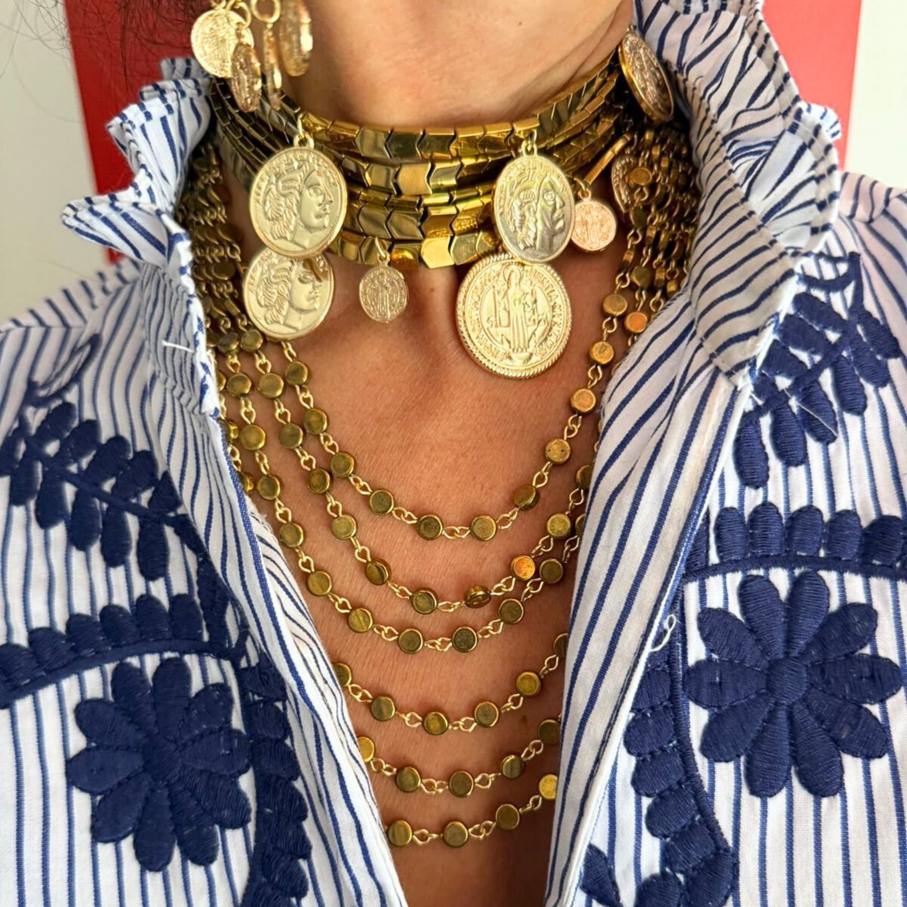 Choker Sevilla