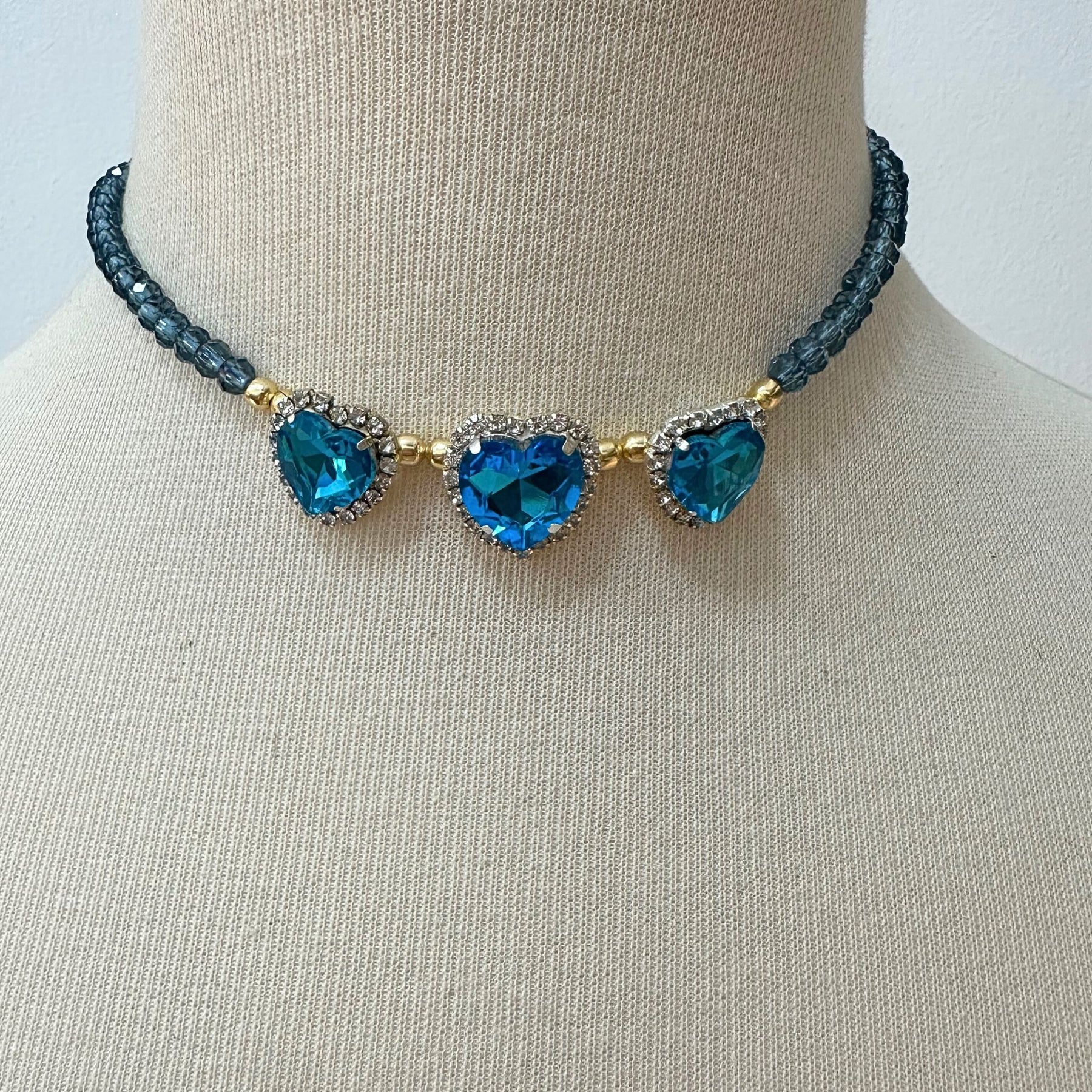 Choker Corações Strass