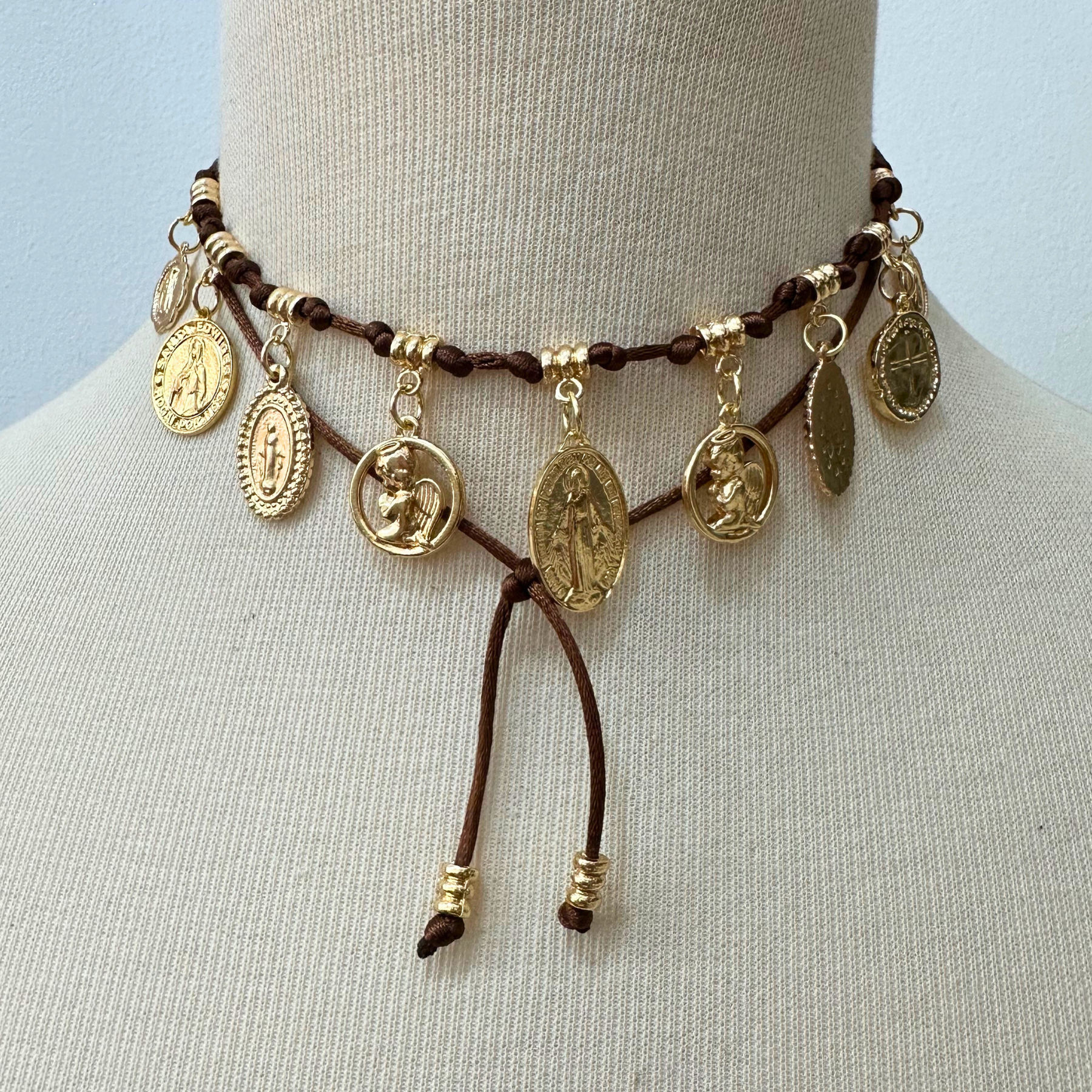 Choker Cordão Anjo