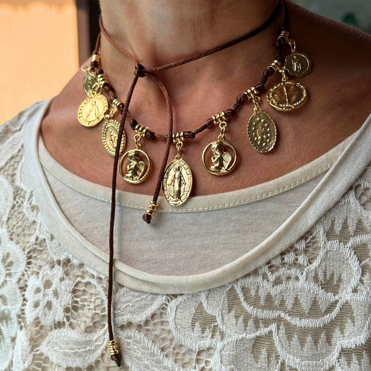 Choker Cordão Anjo