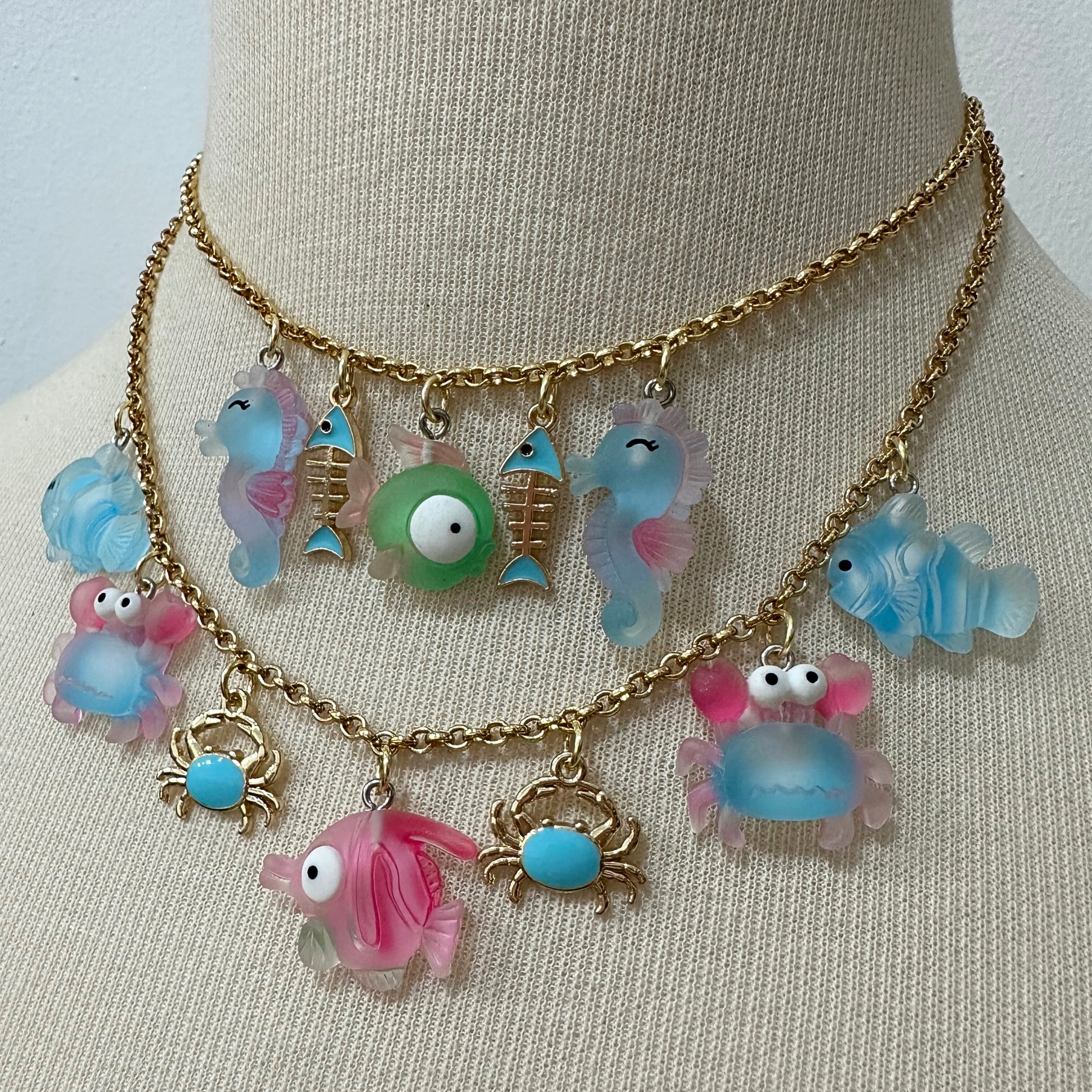 Colar Peixinhos