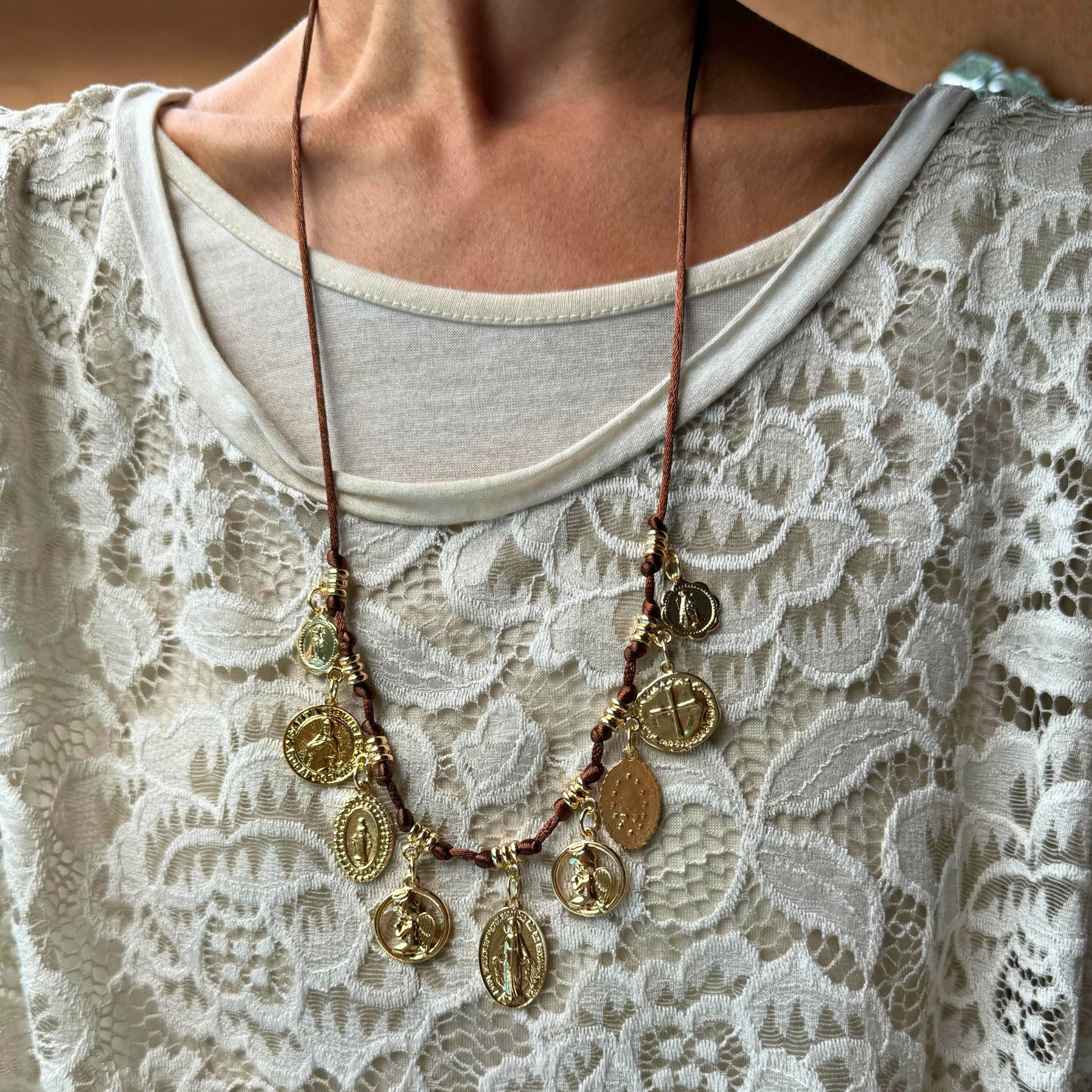 Choker Cordão Anjo