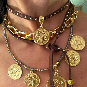 Choker Couro Moeda