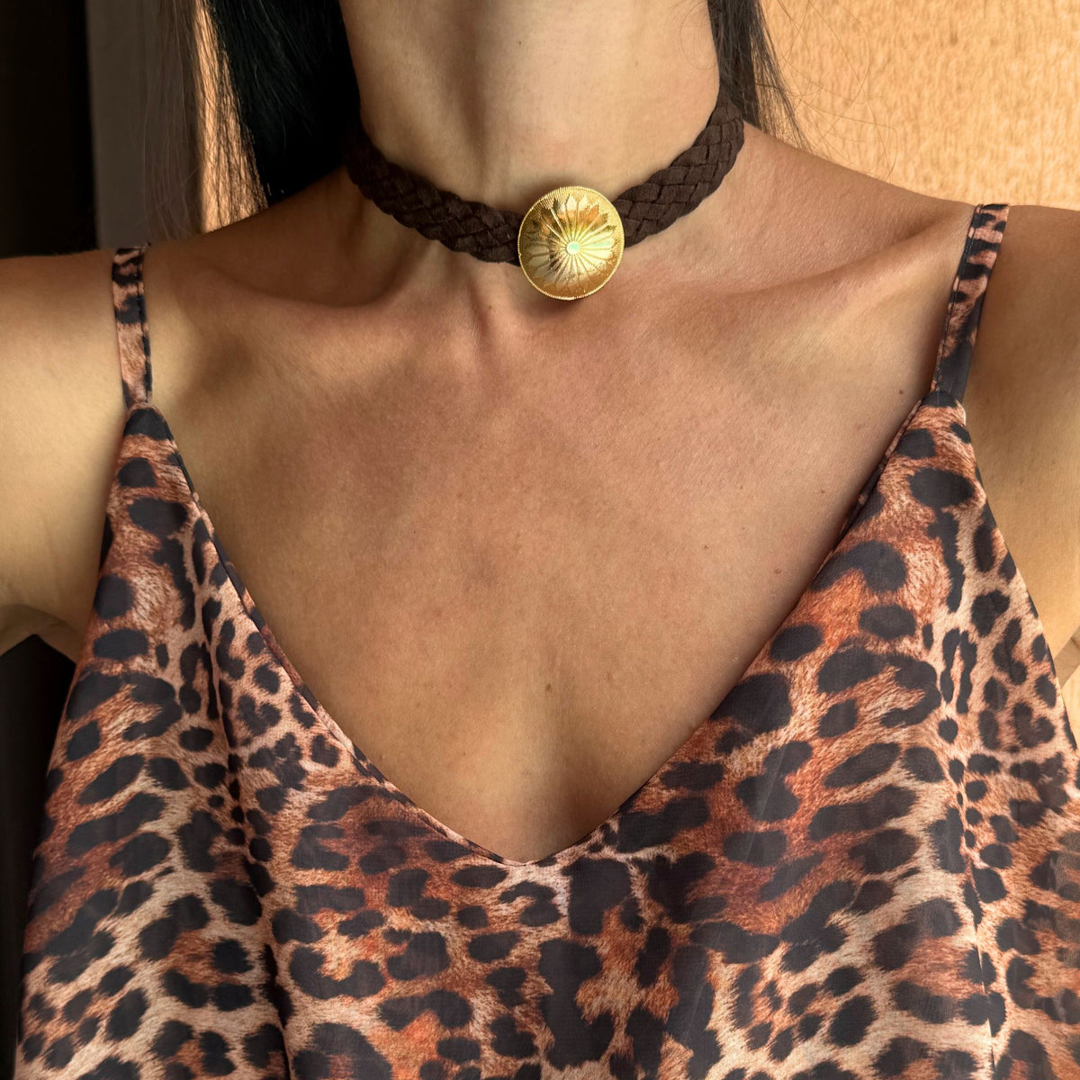 Choker Cordão Medalha