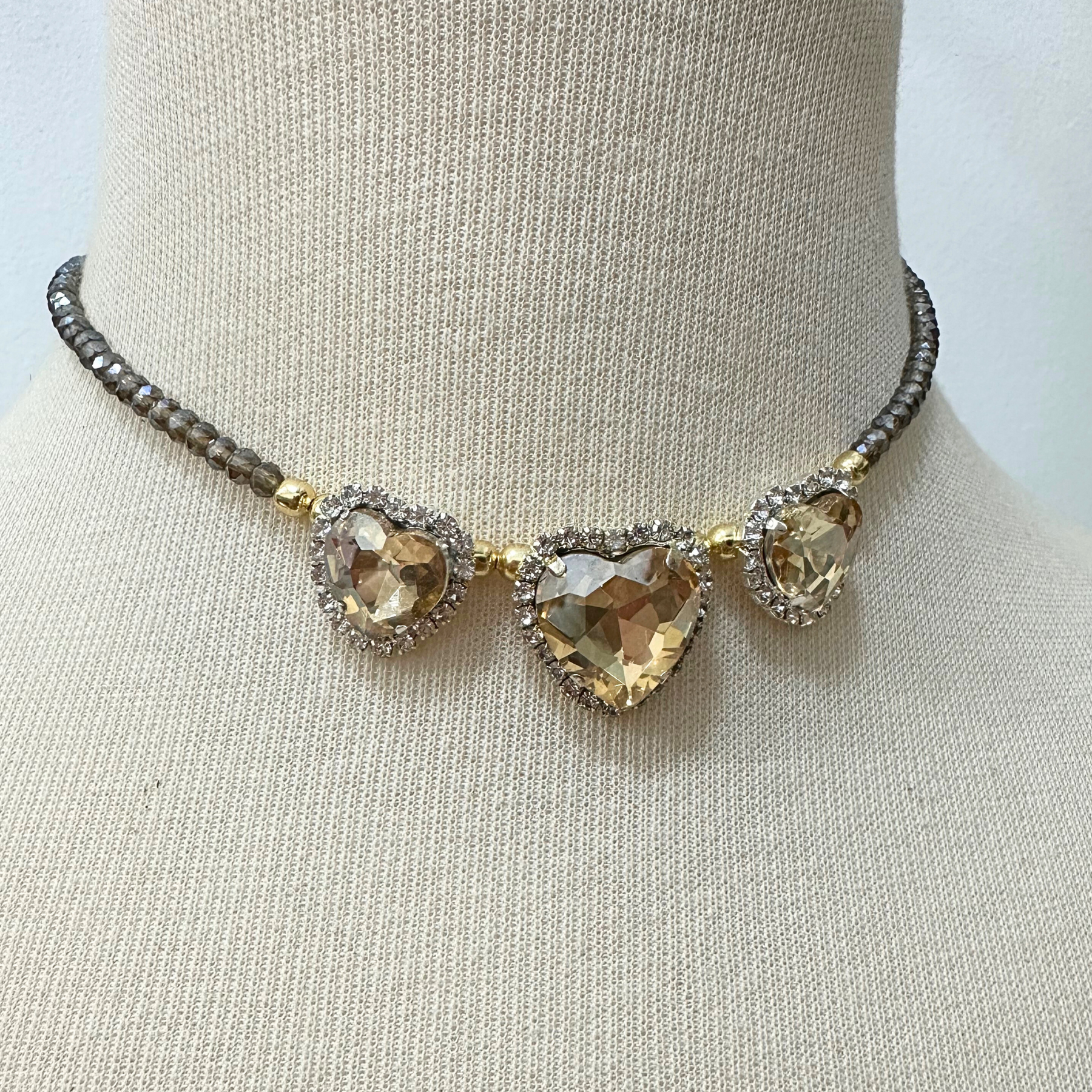Choker Corações Strass