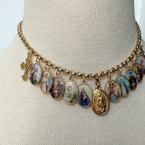 Colar Santinhos